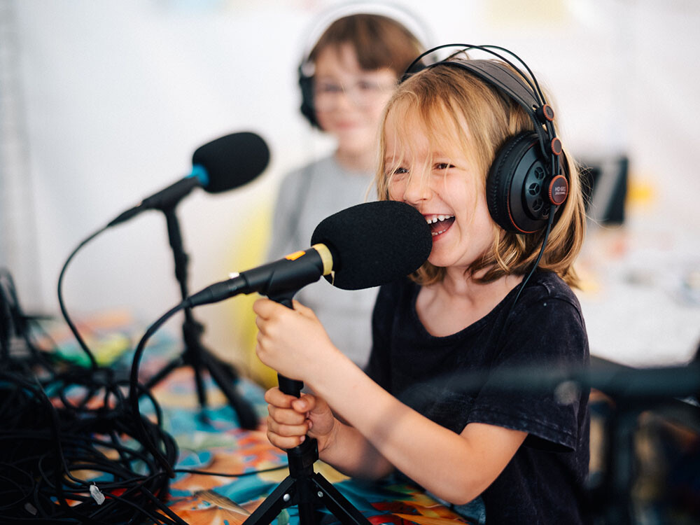 Atelier jeunesse “Sur les ondes du festival”